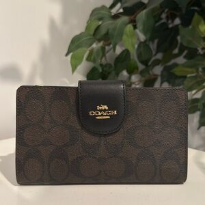 Coach wallet/wristlet